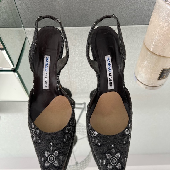 Manolo Blahnik heels - Picture 2 of 3